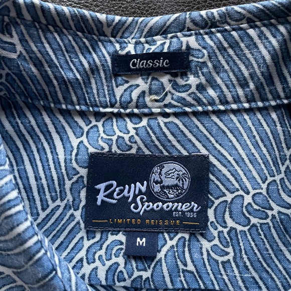 Reyn Spooner 2023 Blue Molokai Wave Print Medium - Picture 3 of 11